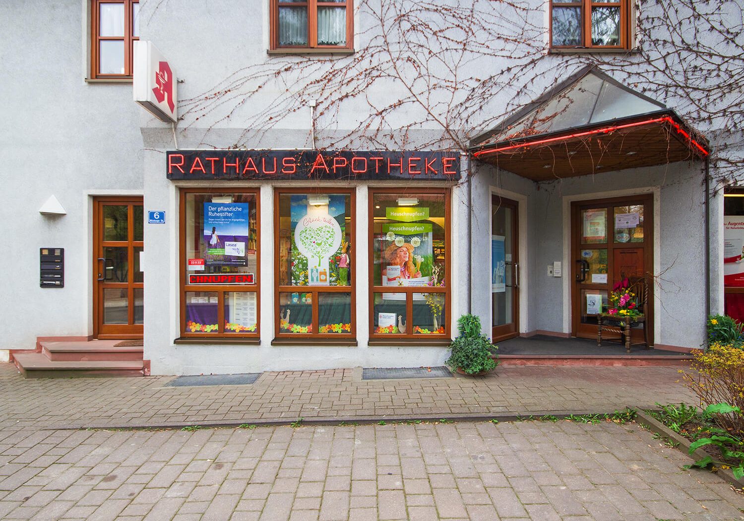 Rathaus Apotheke außen